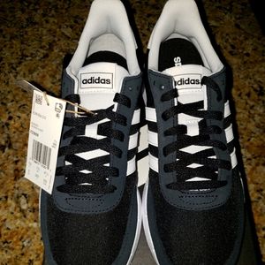 Women's Adidas Sneakers Size 9